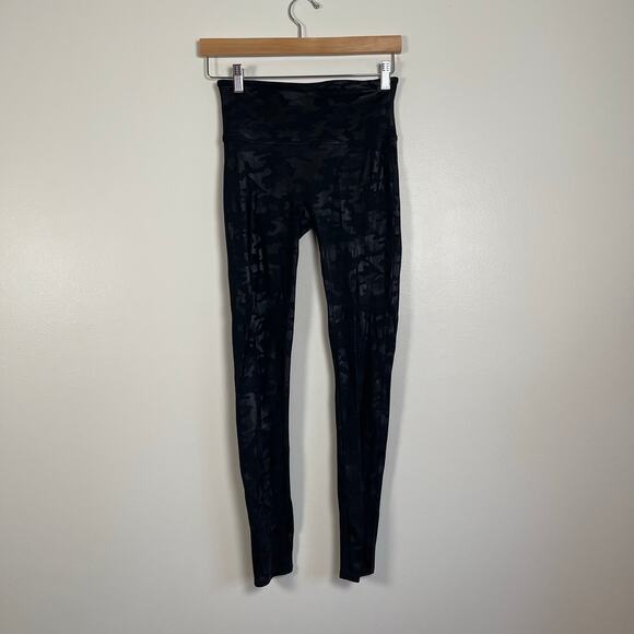 Spanx • Camo Faux Leather Metallic Leggings - Picture 1 of 5